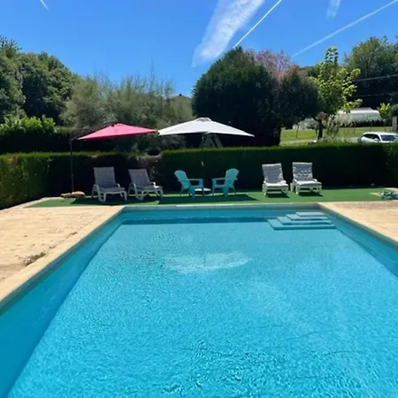 Tatil Evi Pour 6 Avec Piscine Et Jardin *