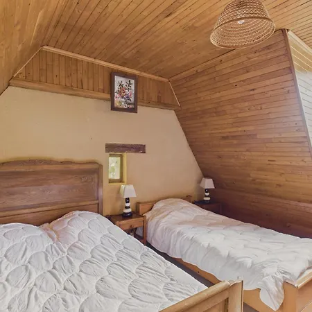 Pour 6 Avec Piscine Et Jardin Prázdninový dům *