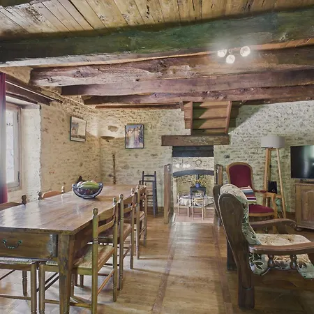Ferienhaus Pour 6 Avec Piscine Et Jardin Saint-Crépin-et-Carlucet